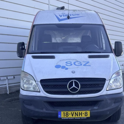 2 Mercedes-Benz Sprinter 311 2.2 CDI 366 – BVA – 2008 SPR-0011