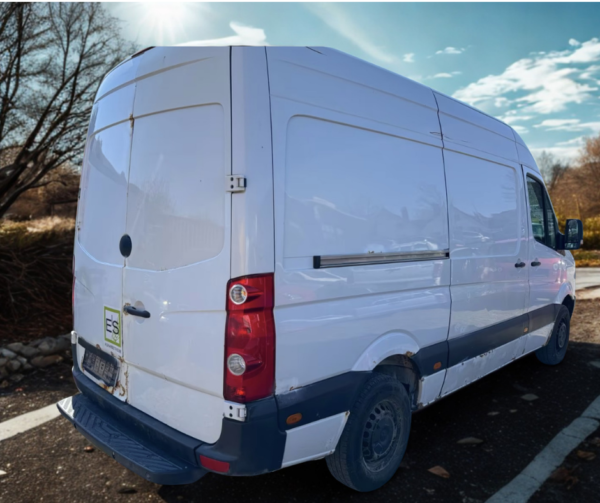 Volkswagen Crafter Kasten Phase 1 30 L2H2 – 2.5 TDI – Réf. C10