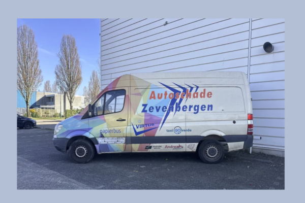 4 Mercedes-Benz Sprinter 311 2.2 CDI 366 – BVA – 2008 SPR-0011