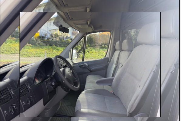 4 Volkswagen Crafter 35 L2H2 2.5 TDI 109 ch – TRES BONNE ETAT – Climatisation CRF-0006