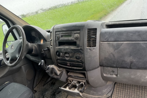 Mercedes-Benz Sprinter 213 CDI L2H2 – 129 ch – 2009 SPR-0013