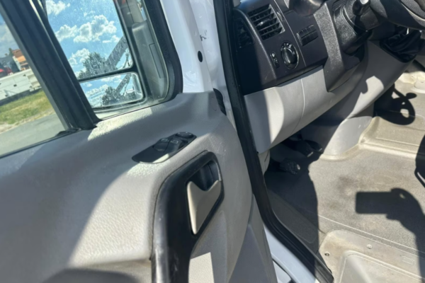 Volkswagen Crafter Phase 2 L2H2 EcoProfi 2.0 TDI 136 ch – TRES BONNE ETAT – 2014 CRF-0004