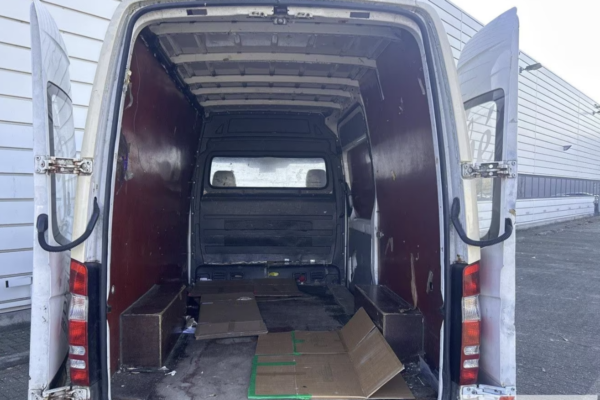 8 Mercedes-Benz Sprinter 311 2.2 CDI 366 – BVA – 2008 SPR-0011
