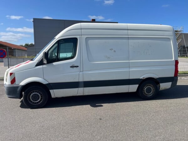 WhatsApp Image 2026-07-23 at 16.40.55 (1) Volkswagen Crafter 2.5 TDI 109 ch, faible km verified CRF-0009