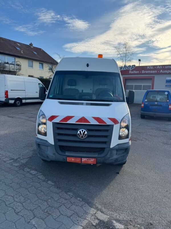 dc28dc95-982e-43db-9858-1e48435bb7cd Volkswagen Crafter 2.5 TDI Jumelle – L2H2 – Automatique – 136 ch